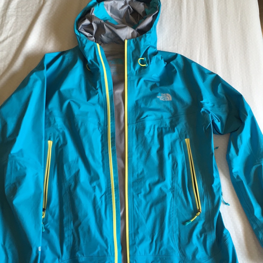 North face summit series rain coat XL